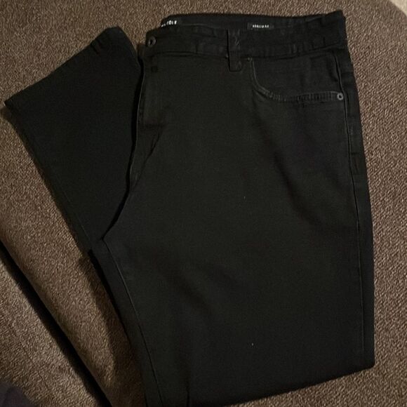 Kenneth Cole NY 5-Pocket Regular Fit “Today is Your Day” Black Jeans- 42” by 30” - Picture 14 of 16